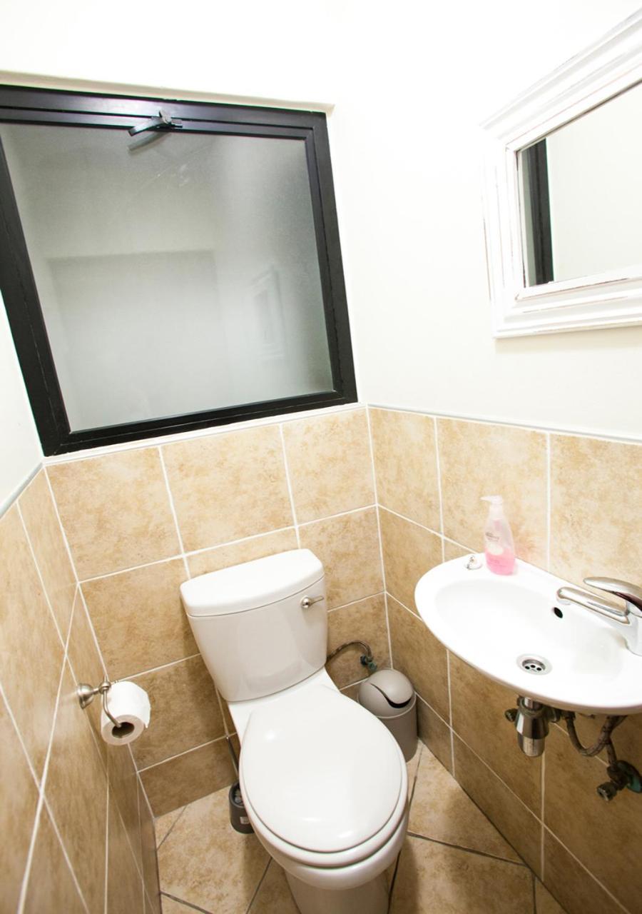 Bianka'S Self-Catering Apartment Свакопмунд Экстерьер фото