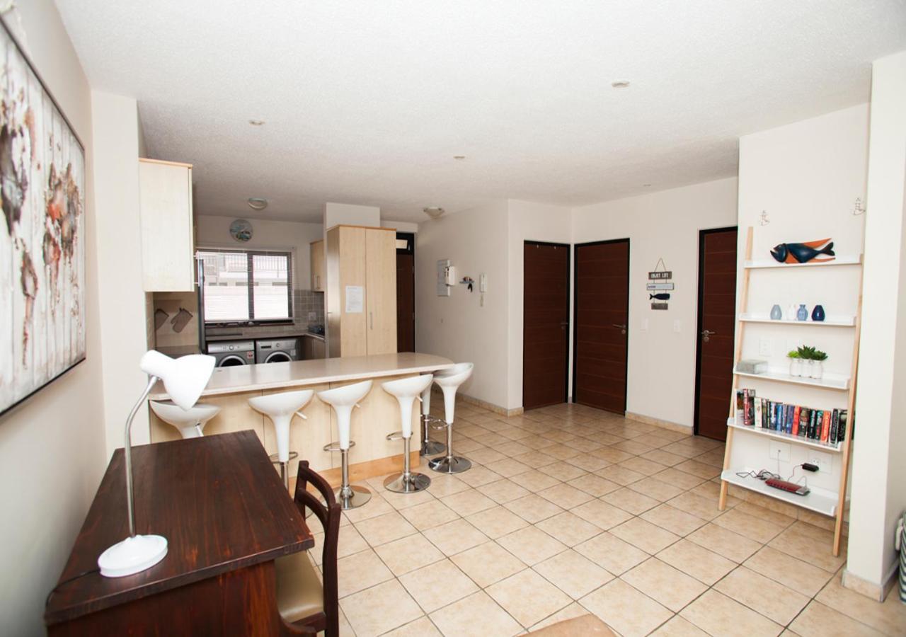 Bianka'S Self-Catering Apartment Свакопмунд Экстерьер фото